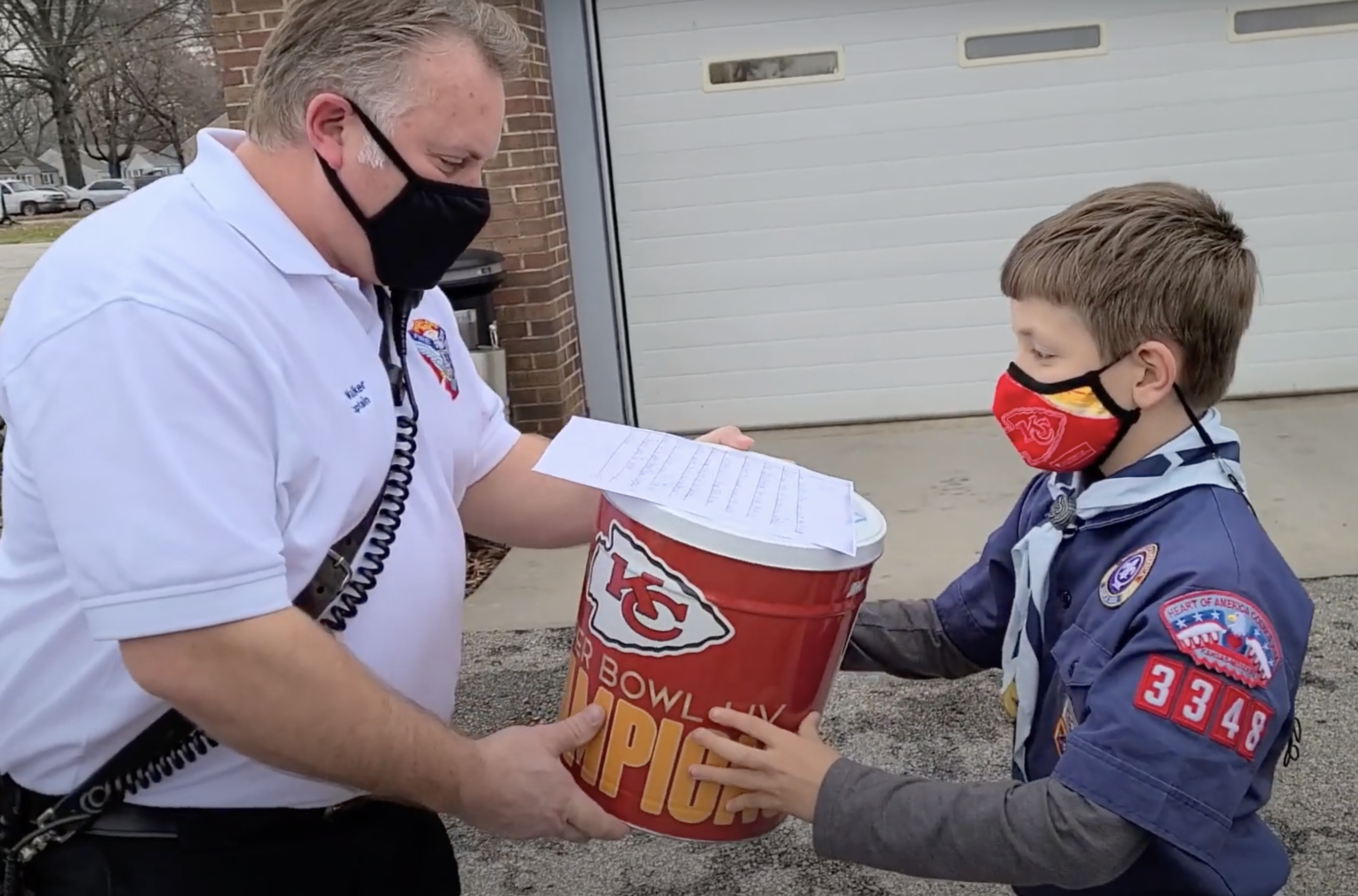 Scout Recognizes Local Heroes